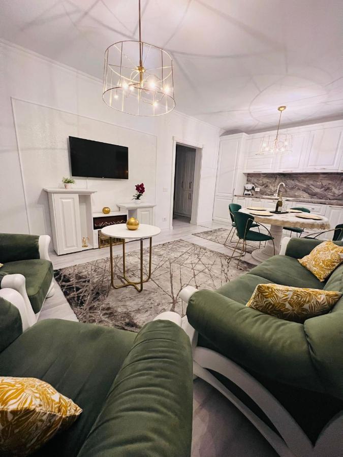 Apartament Larysse Oradea Exterior photo